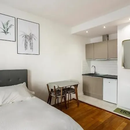 Luxury With Portable Ac Apartment Paris